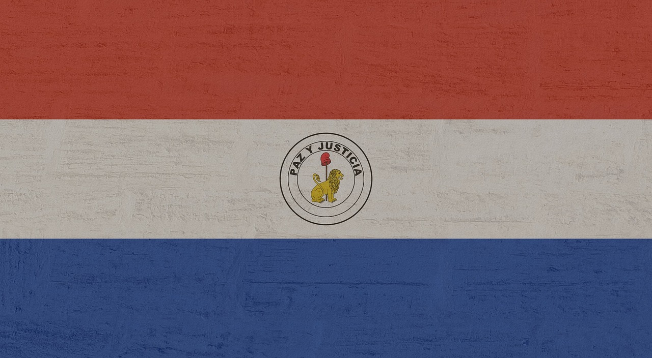 Is it easy or hard to move to Paraguay as a foreigner?